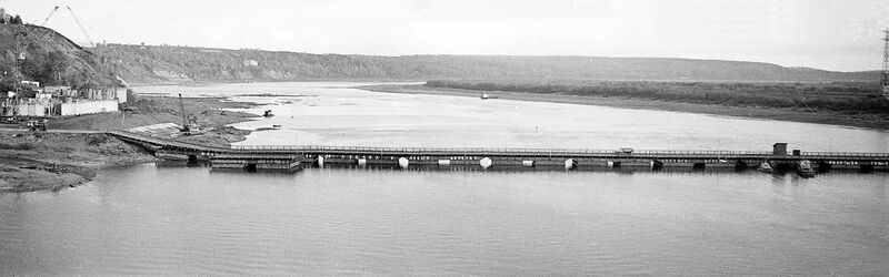Файл:Понтонный мост,1973.jpg