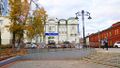 Вид здания «Банк ВТБ» со стороны пл. Новособорной (2018)